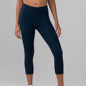 Lululemon Wunder Under Crop nocturnal teal size 6